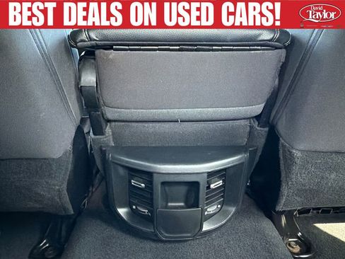 Used 2024 RAM 3500 Tradesman w/ Chrome Appearance Group AWD/4WD image 27