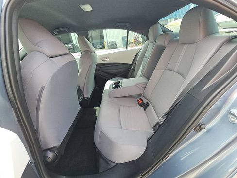 Used 2025 Toyota Corolla SE FWD image 4
