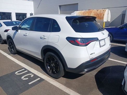 Used 2026 Honda HR-V Sport image 3