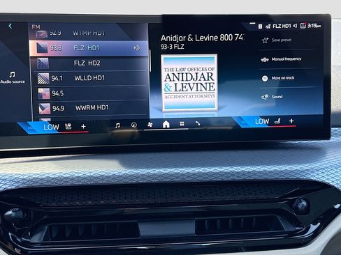 New 2026 BMW 330i Sedan w/ Convenience Package RWD image 32