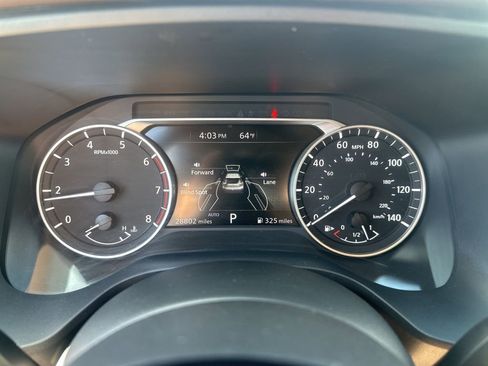 Used 2023 Nissan Rogue SV image 17