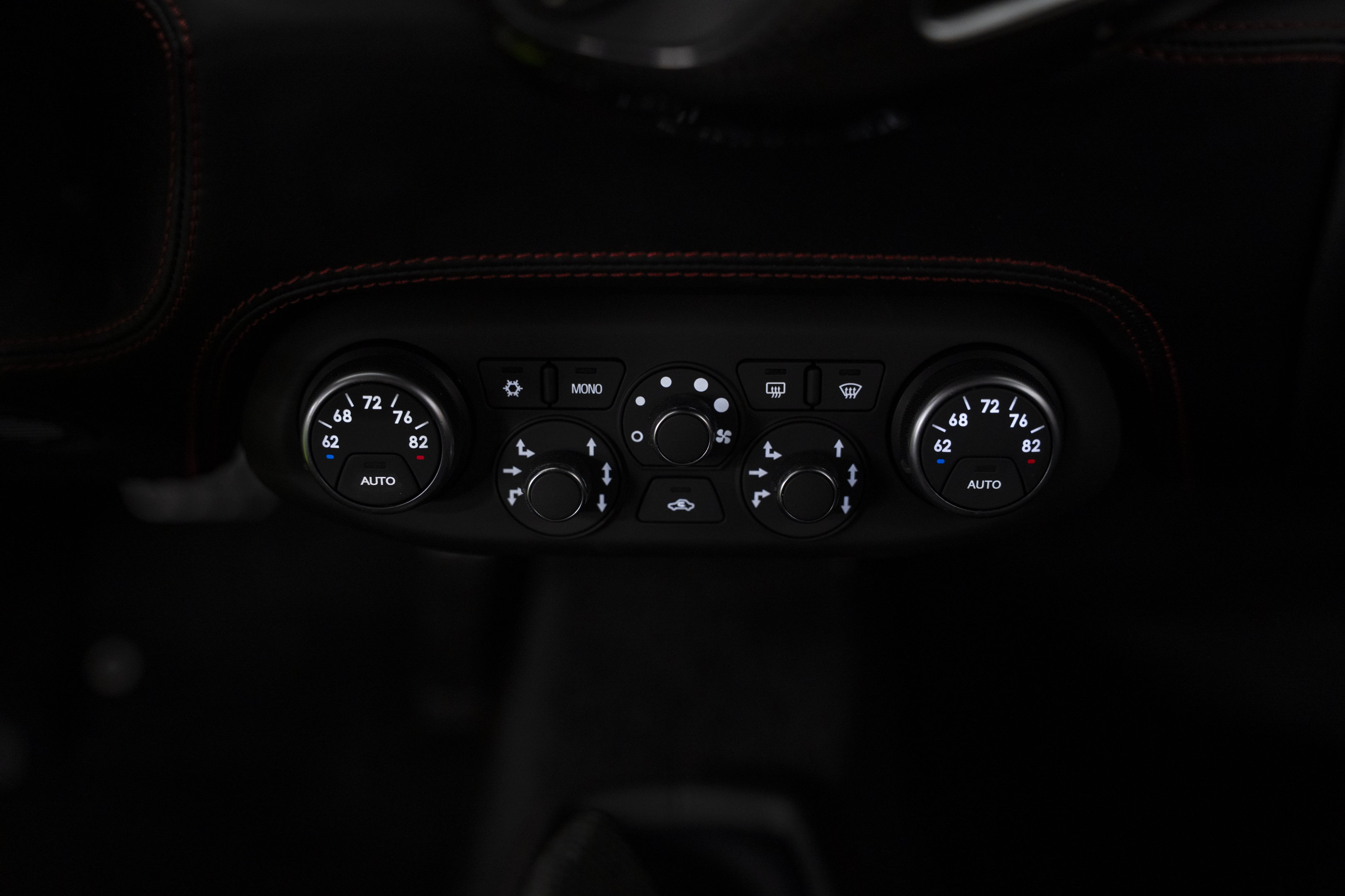 Used 2011 Ferrari 458 Italia Coupe RWD image 43