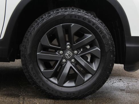 Used 2024 Honda Ridgeline Sport image 25