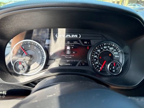 Used 2025 RAM 1500 Big Horn AWD/4WD image 6