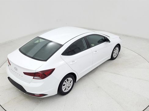 Used 2019 Hyundai Elantra SE w/ Cargo Package image 17