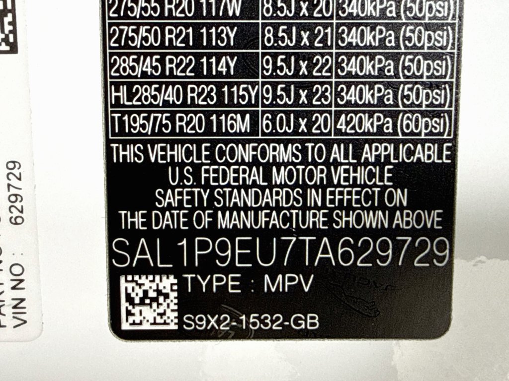 Used 2026 Land Rover Range Rover Sport SE AWD/4WD image 28