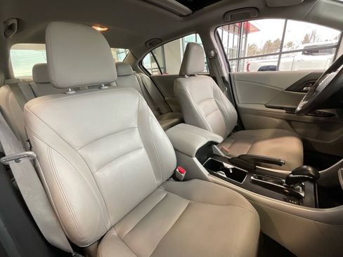 Used 2014 Honda Accord EX-L image 18