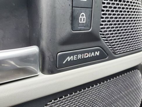 Used 2024 Land Rover Defender 110 S image 17