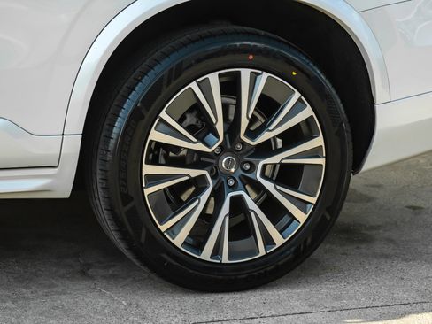 Used 2020 Volvo XC90 T5 Momentum w/ Protection Package Premier FWD image 49