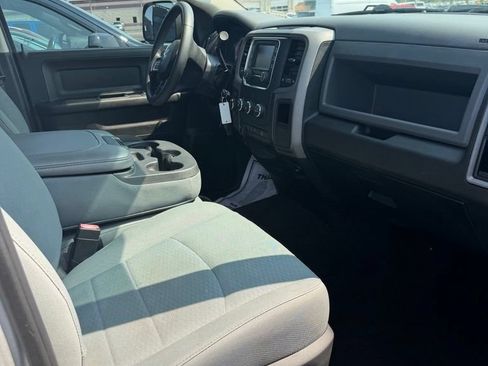 Used 2018 RAM 2500 Tradesman w/ Chrome Appearance Group AWD/4WD image 9