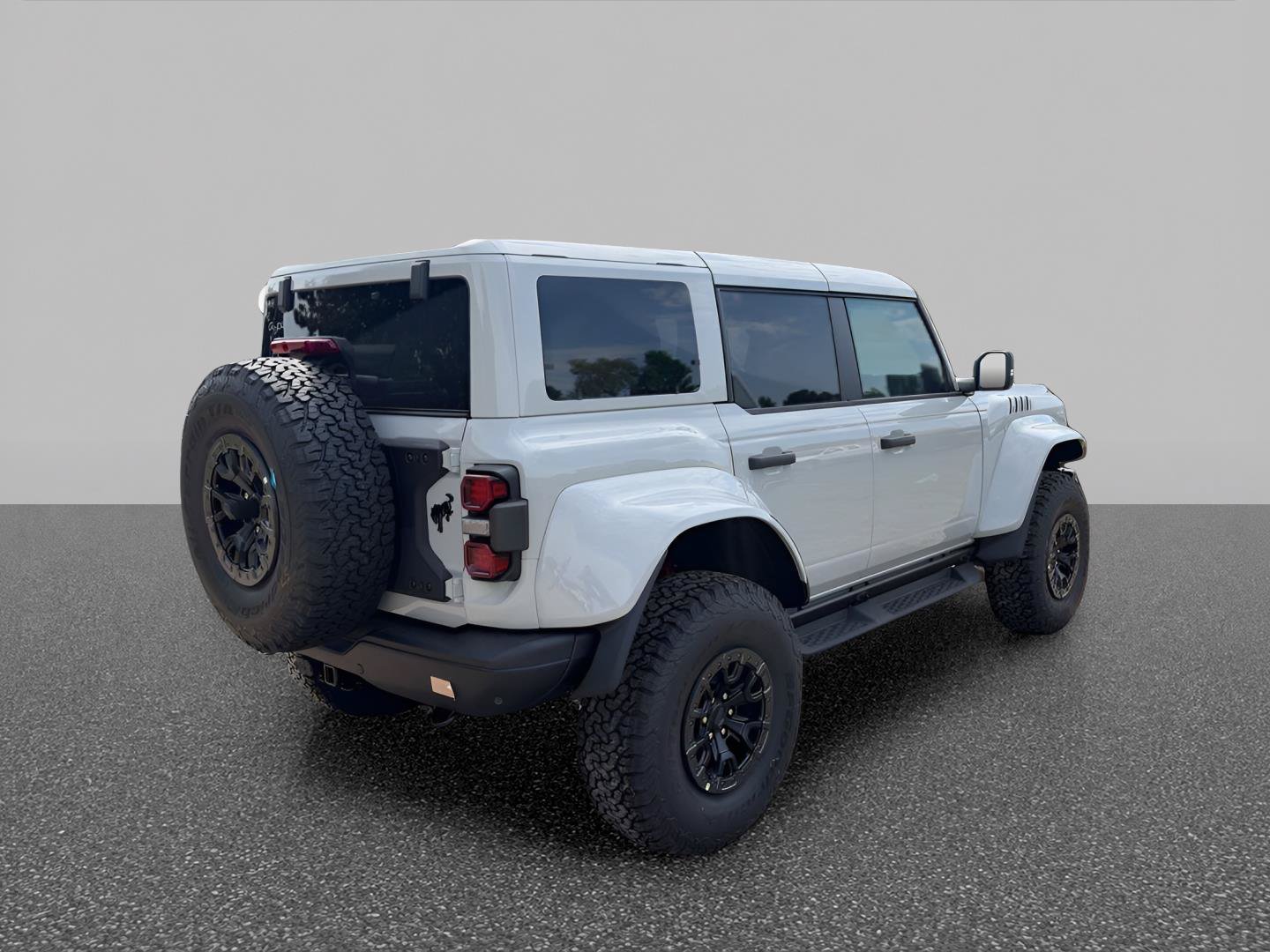New 2026 Ford Bronco Raptor w/ Interior Carbon Fiber Pack AWD/4WD image 6