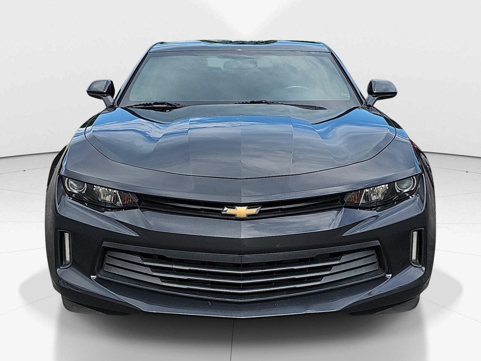 Used 2017 Chevrolet Camaro LT RWD image 9