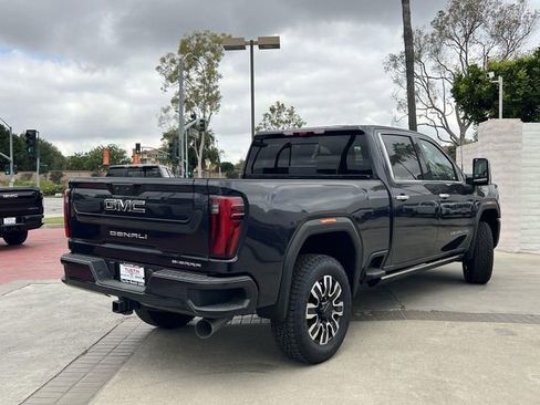 New 2026 GMC Sierra 2500 Denali Ultimate w/ Max Trailering Package image 3