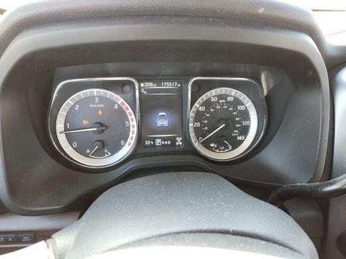 Used 2016 Nissan Titan Platinum Reserve image 10