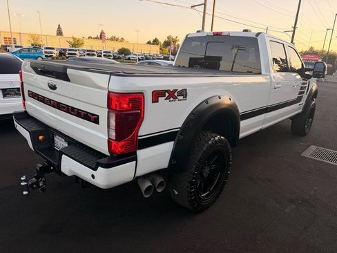 Used 2020 Ford F350 Lariat w/ Lariat Ultimate Package AWD/4WD image 3