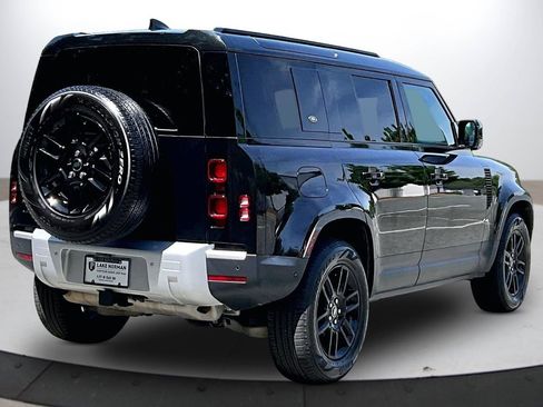 Used 2024 Land Rover Defender 110 S AWD/4WD image 9