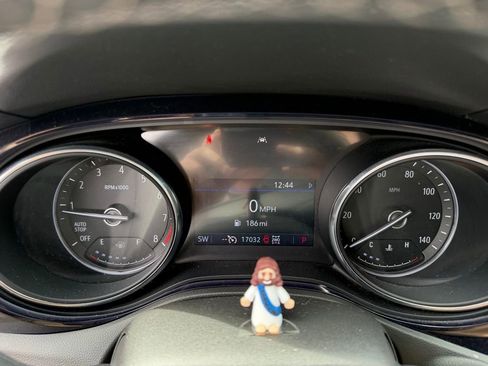 Used 2023 Buick Encore GX Essence w/ Experience Buick Package image 9