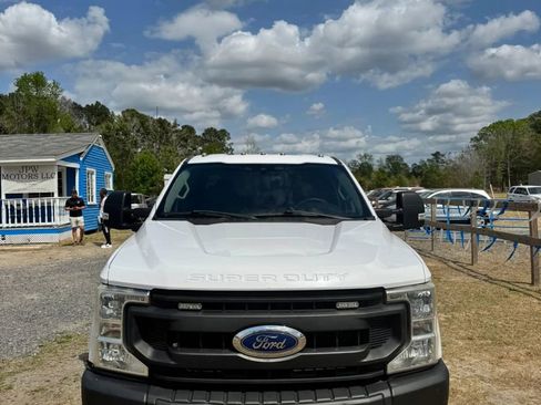 Used 2020 Ford F350 XL w/ Power Equipment Group image 3