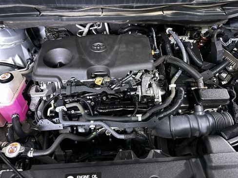 Used 2021 Toyota Sienna LE FWD image 31