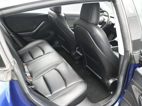 Used 2018 Tesla Model 3 Long Range image 29