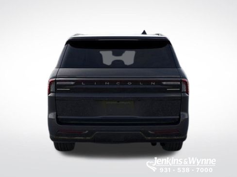 New 2026 Lincoln Navigator L Reserve AWD/4WD image 5