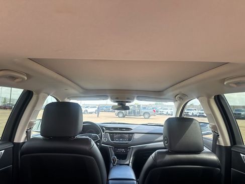 Used 2019 Cadillac XT5 Premium Luxury w/ Advanced Security Package image 33