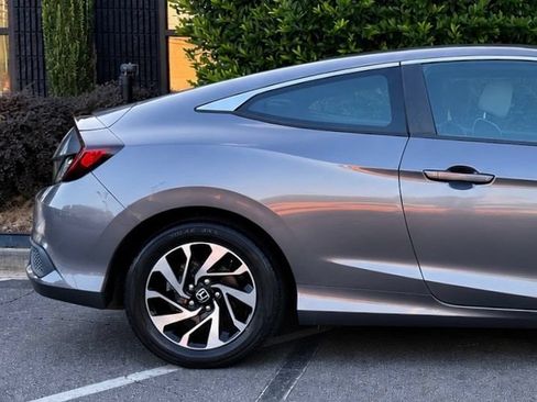 Used 2018 Honda Civic LX image 22