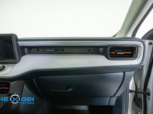Used 2022 Ford Maverick XLT w/ XLT Luxury Package FWD image 44