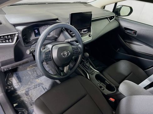Certified 2025 Toyota Corolla LE FWD image 10