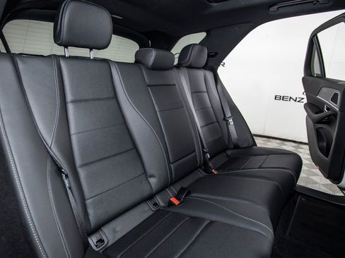 Used 2025 Mercedes-Benz GLE 450e 4MATIC image 16
