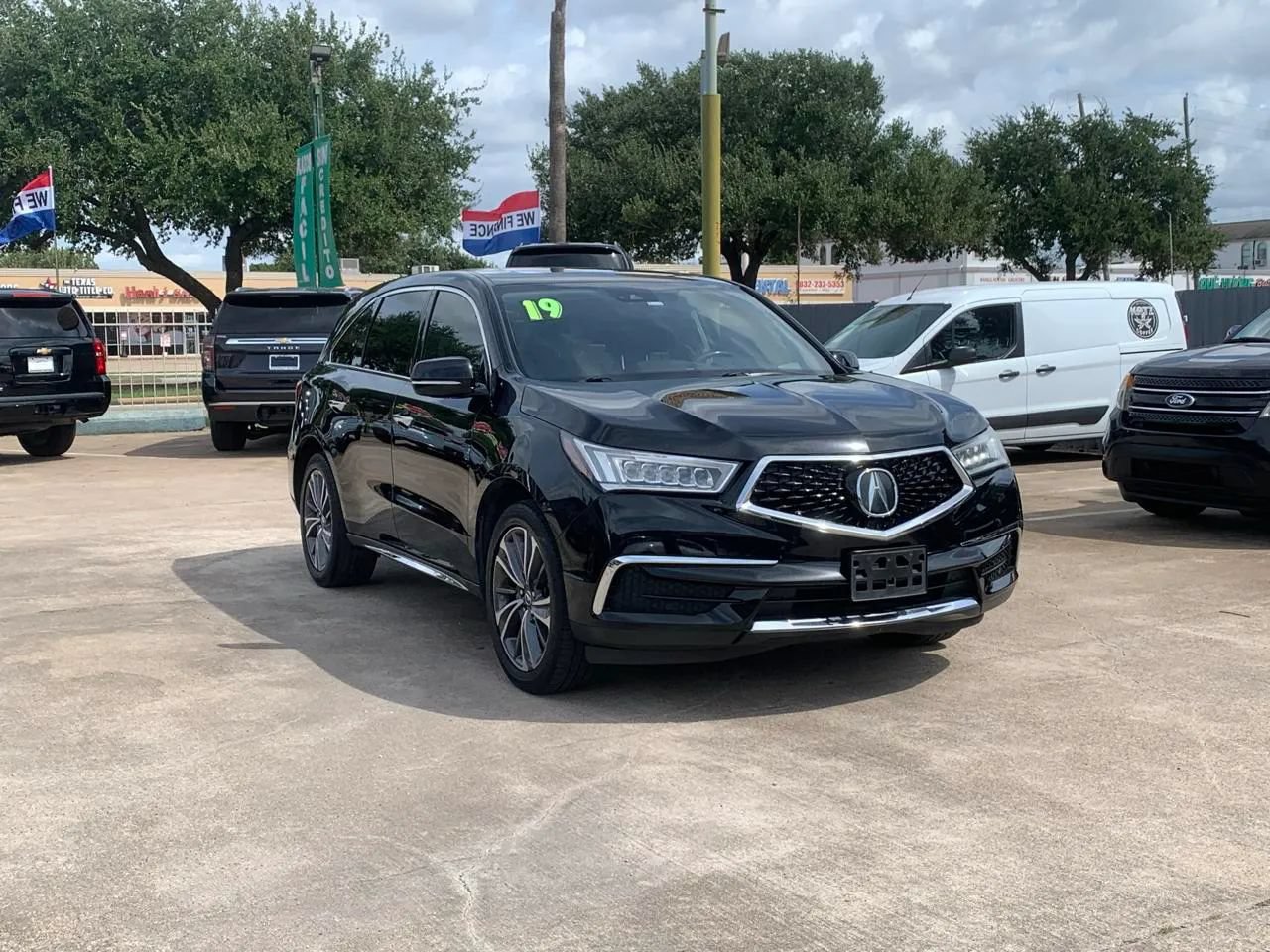 Used 2019 Acura MDX w/ Technology Package FWD image 3