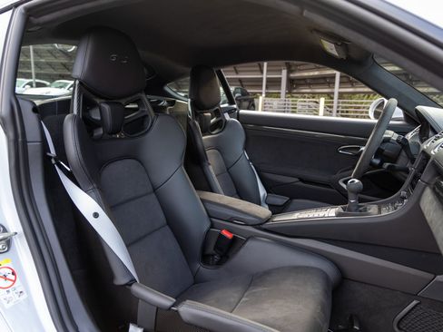 Certified 2024 Porsche 718 Cayman GT4 image 48