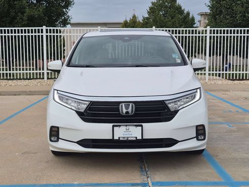 Used 2024 Honda Odyssey EX-L image 3