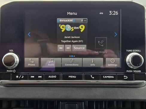 Used 2024 Mitsubishi Outlander ES FWD image 15