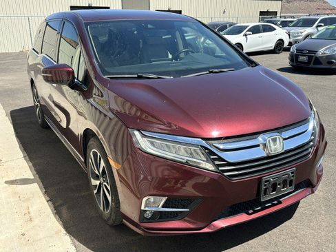 Used 2018 Honda Odyssey Elite image 4
