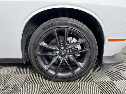 Used 2023 Dodge Challenger GT w/ Plus Package image 9