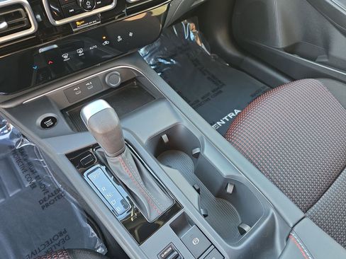 New 2026 Nissan Sentra SR w/ Floor Mat Package FWD image 23