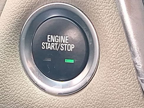 Certified 2023 Chevrolet Traverse LS image 41