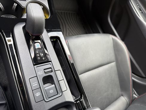 New 2026 Toyota Prius Plug-In Hybrid FWD image 21