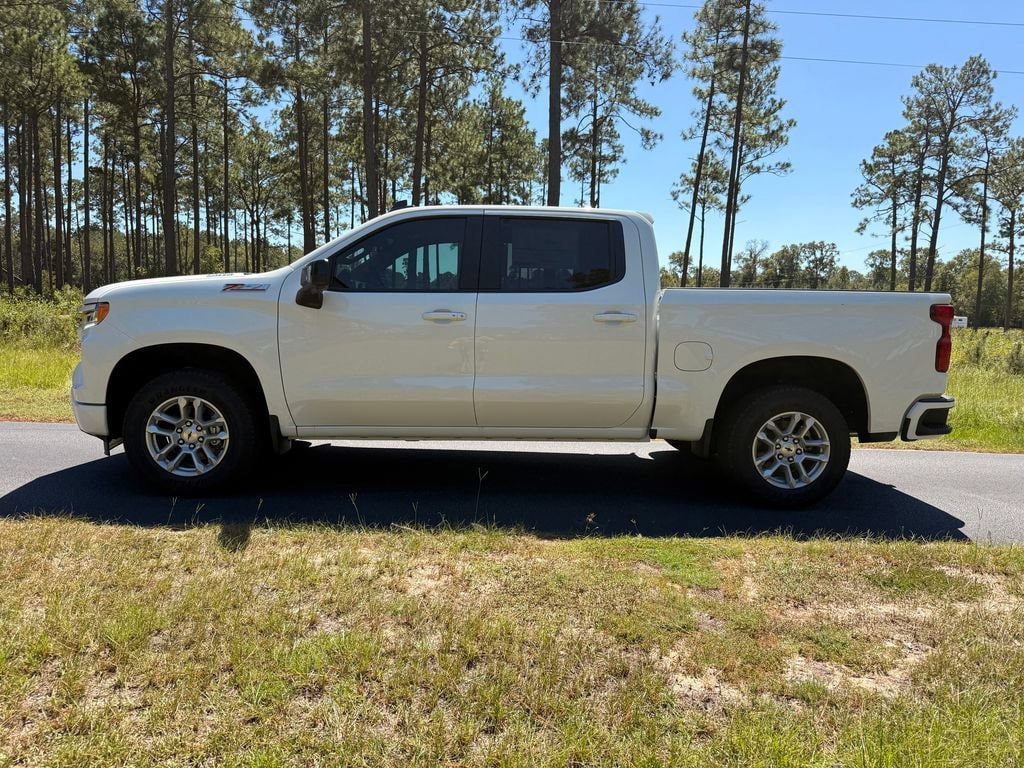 New 2026 Chevrolet Silverado 1500 RST AWD/4WD image 2