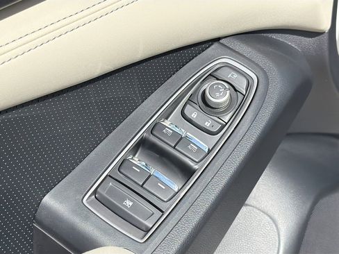 New 2026 Subaru Ascent Limited image 24