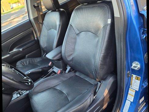Used 2018 Mitsubishi Outlander Sport SEL FWD image 32