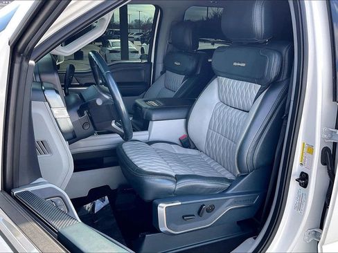 Used 2024 Ford F450 Limited image 24