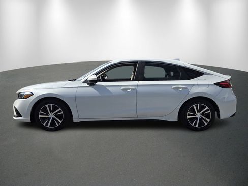 Used 2023 Honda Civic LX image 4