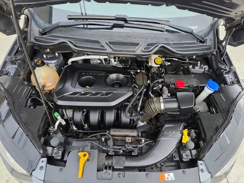 Used 2019 Ford EcoSport SE w/ SE Convenience Package image 17