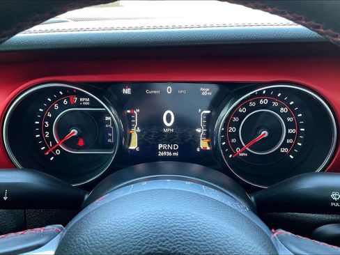 Used 2020 Jeep Gladiator Rubicon AWD/4WD image 14
