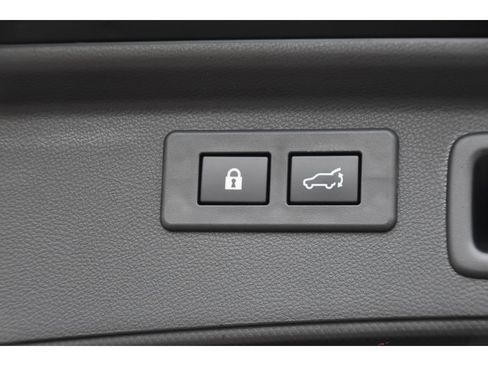 Used 2023 Subaru Forester Touring image 25