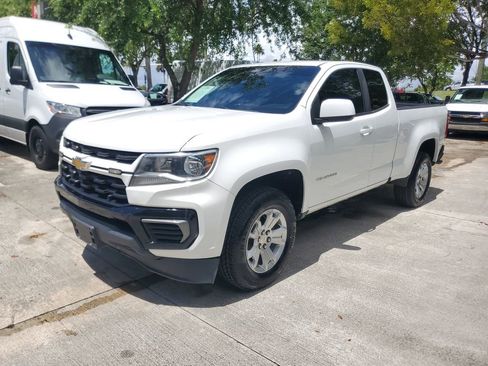 Used 2022 Chevrolet Colorado LT w/ Fleet Safety Package RWD image 3