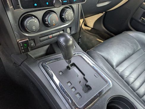Used 2009 Dodge Challenger R/T RWD image 16