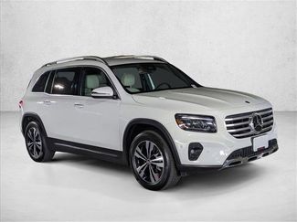 Used 2025 Mercedes-Benz GLB 250 4MATIC video 3